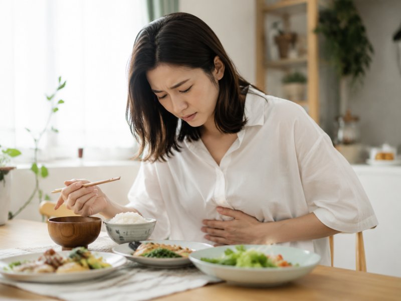 年轻人胃病反复,要不要像老人一样小心翼翼吃饭