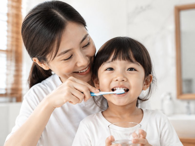 儿童牙膏含氟量多少才安全?孩子会不会吞下太多氟?