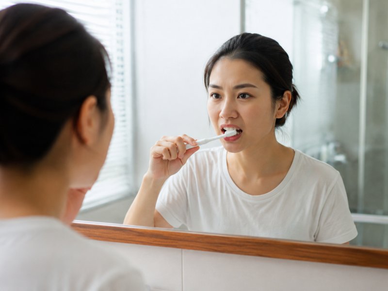 为什么每天刷牙还是会得牙周炎?这5个藏在细节里的原因你中了几个?