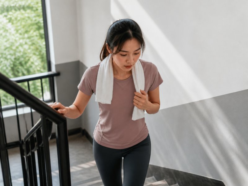 女性生理期期间到底能不能爬楼梯减肥?会不会加重身体疲劳感?