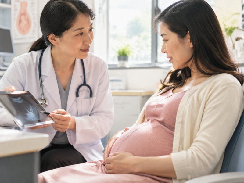 备孕或怀孕的女性查出丙肝会不会传给孩子要不要干预