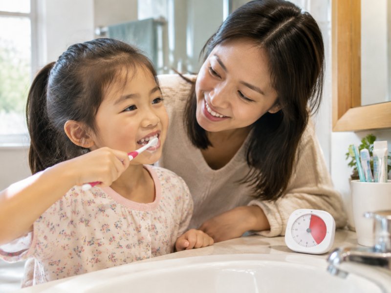 孩子刷牙总超时怎么办?如何帮小朋友控制好两分钟界限