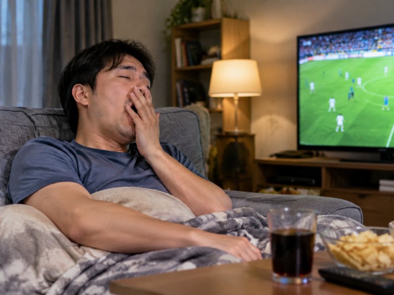 看球熬夜总犯困,是不是肝释放了什么信号?