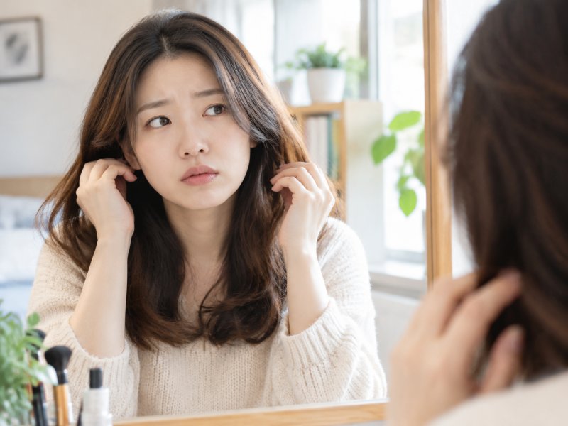 脸不大却显胖,发型问题是主因吗?要不要先检查这几个细节?